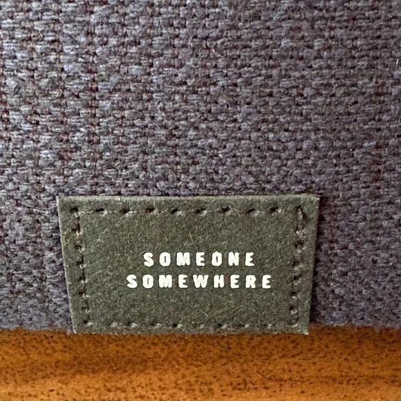 “Someone Somewhere” Artisan-Made Small Travel Pouch - Picture 8 of 8